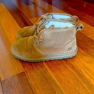 Mens UGGS boots